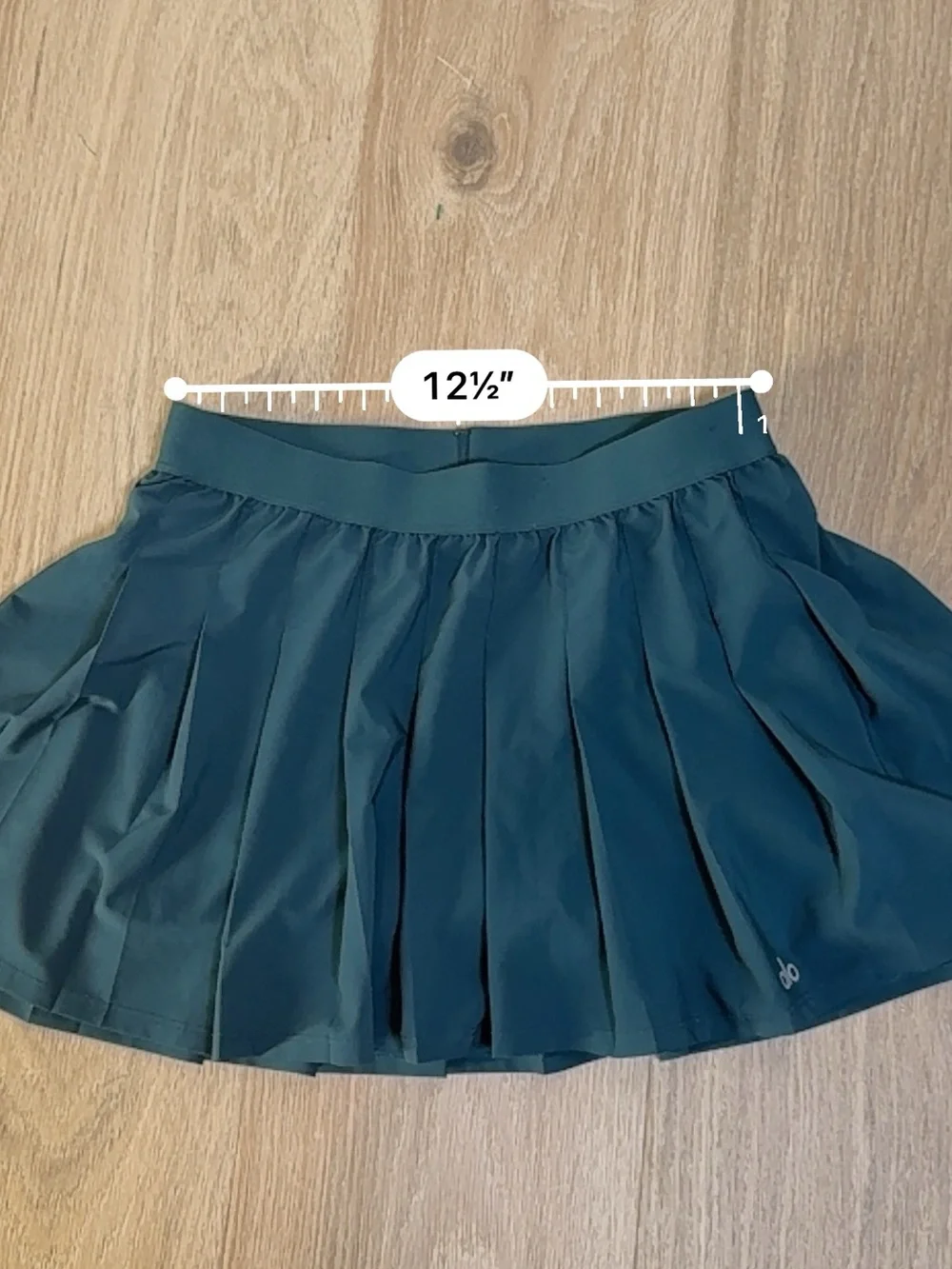 Alo Yoga Pleated Tennis Skirt with Built-In Shorts | Dark Teal | Size Small